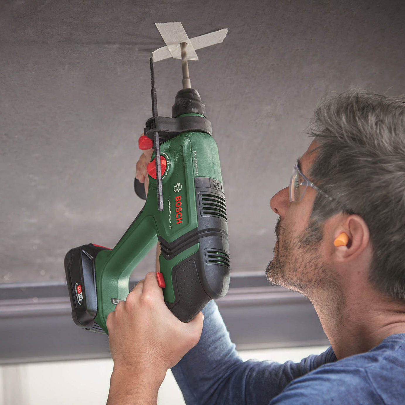 Bosch Hammer Drill Cordless 18V 2.5Ah Li-ion SDS Plus Compact Lightweight - Image 3