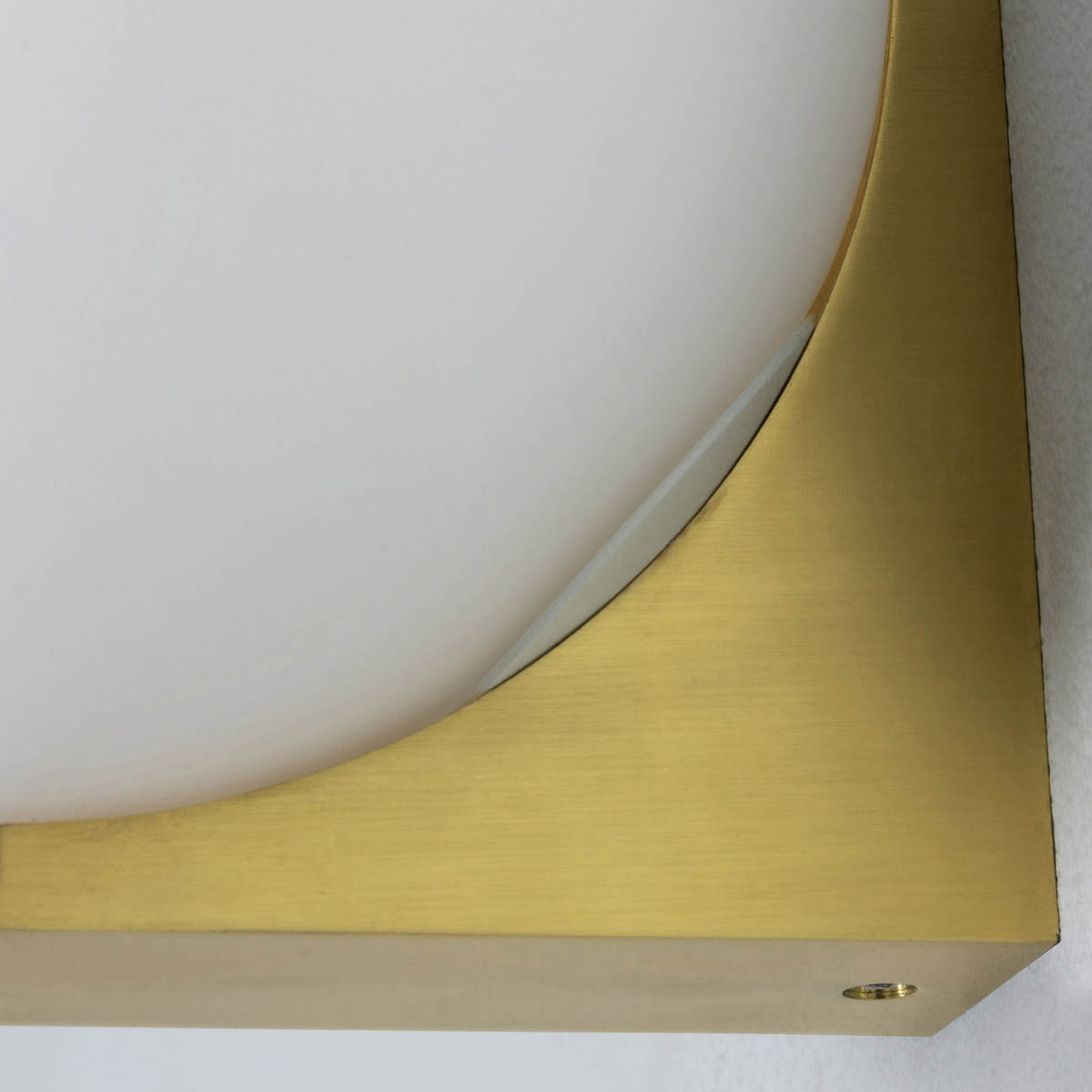LED Wall Light Frosted Glass Metal Globe Bathroom Satin Brass Elegant G9 28W - Image 4