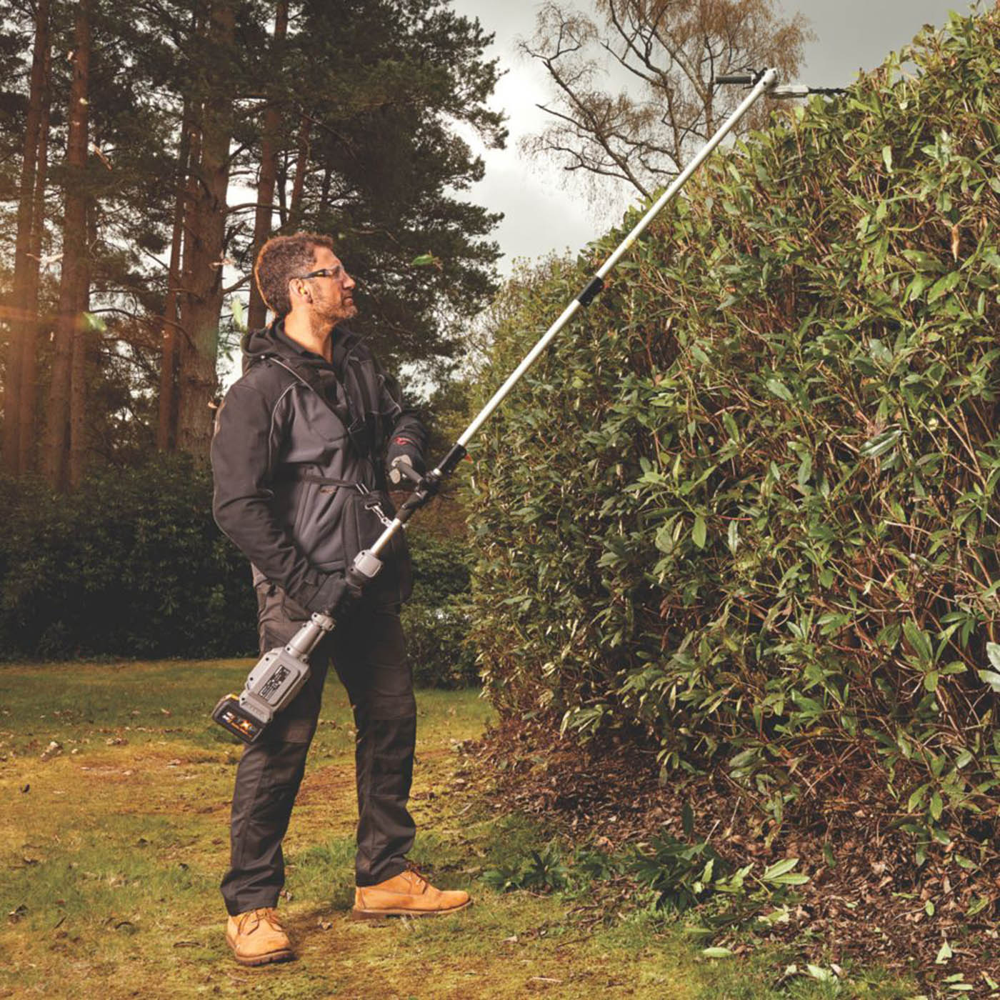 Titan Garden Multi Tools Cordless 36V 4Ah Li-Ion TT5MT36-Li Trimmer Pole Saw - Image 3