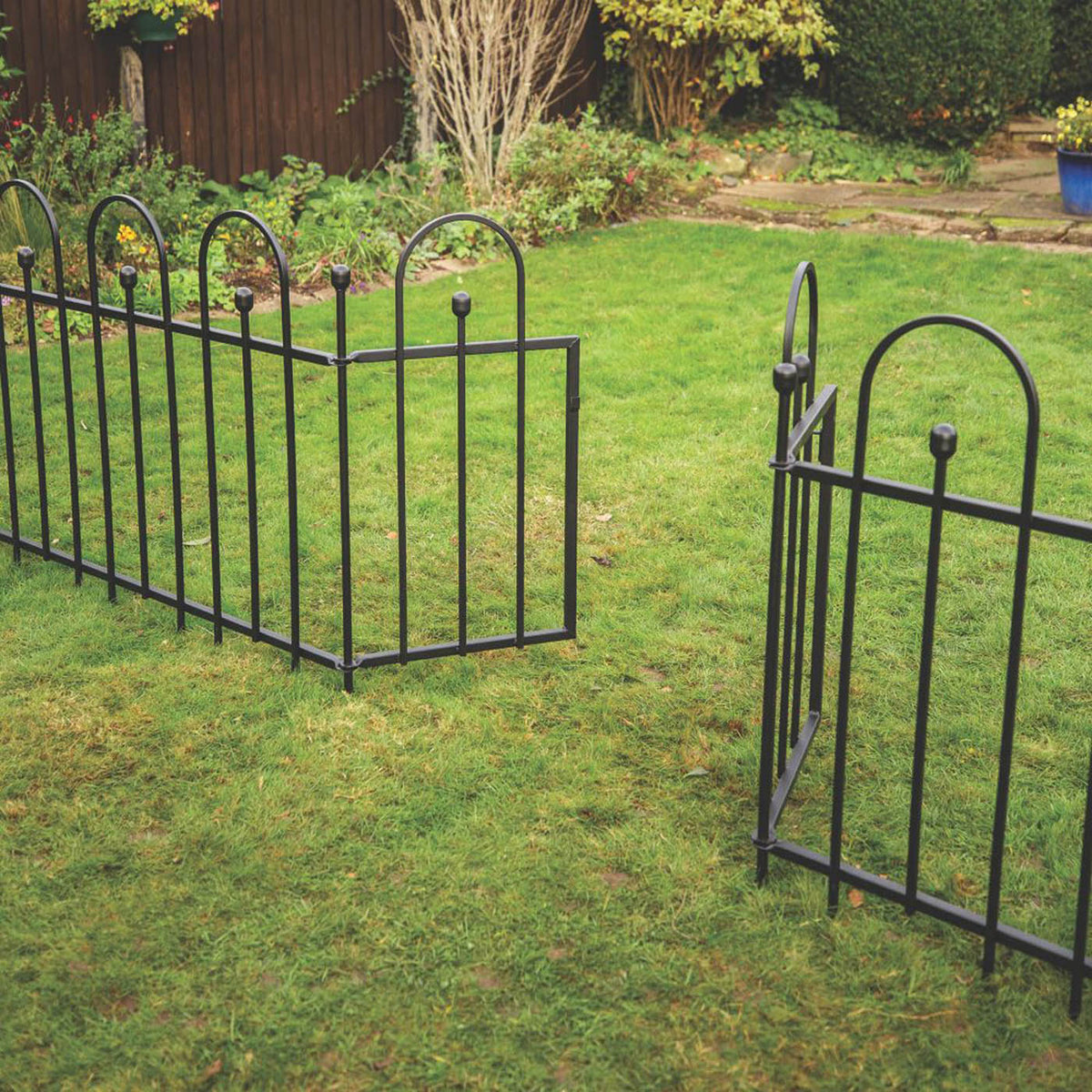 Apollo Fence Gates Double Swing Easy Fit Galvanised Steel Matt Black 94cm x 92cm - Image 3