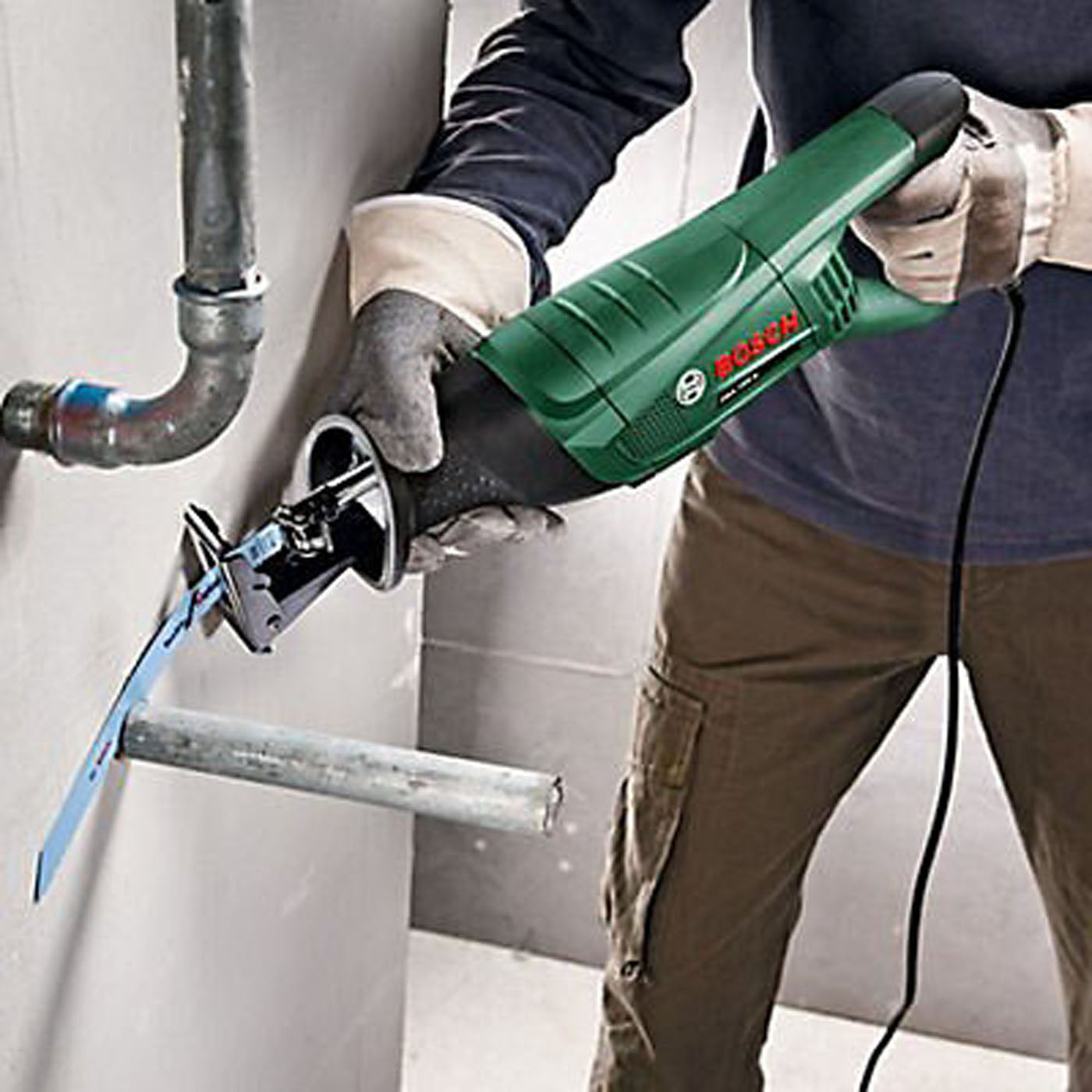 Bosch Reciprocating Saw Electric Wood Metal Cutting Softgrip 710W 240V - Image 2