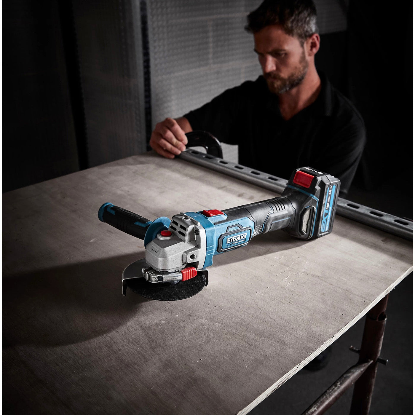 Erbauer Cordless Angle Grinder Brushless EAG18-Li EXT 18V 115mm Bare Unit - Image 4