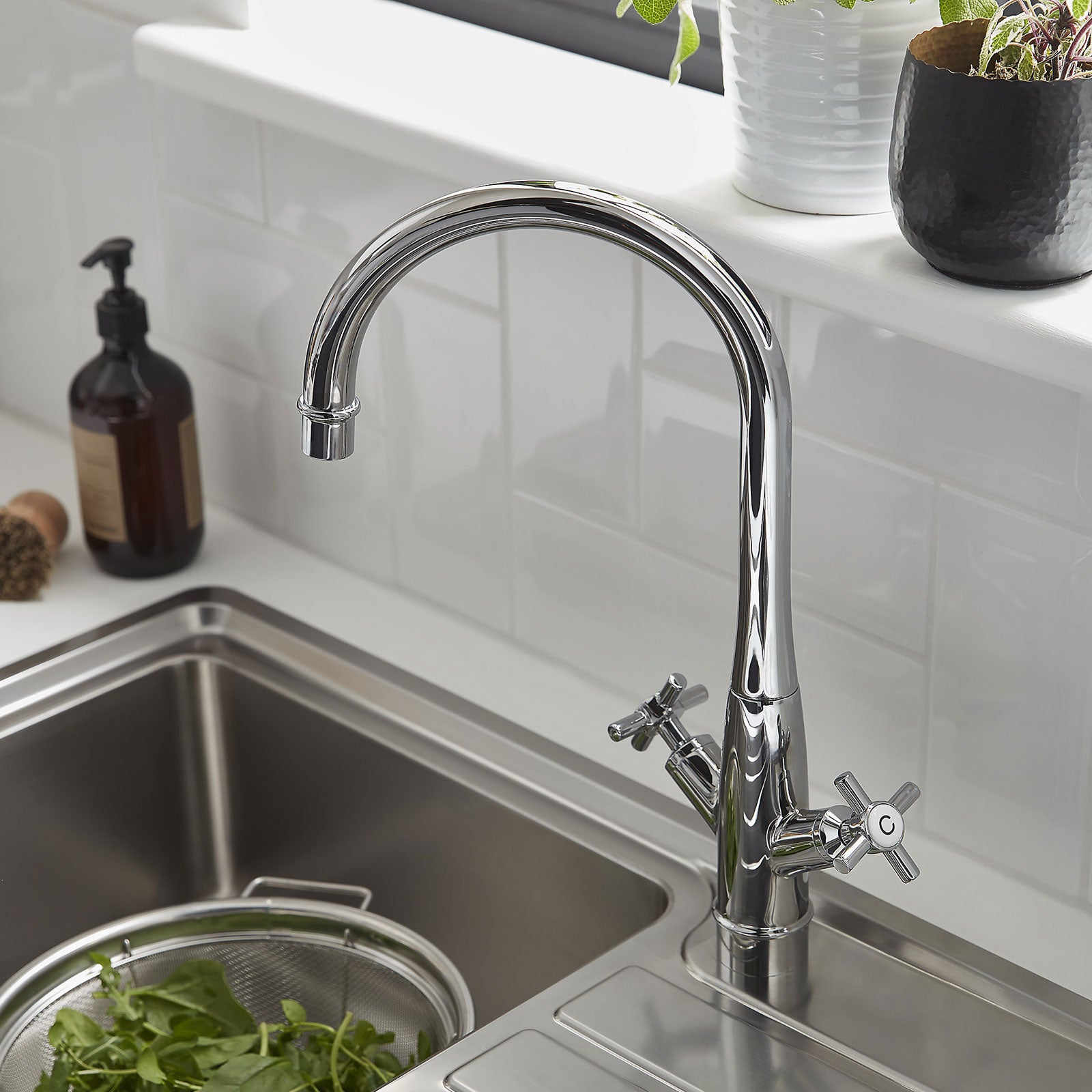 Kitchen Filbert Tap Cross Twin Lever Chrome Replaceable Aerator Faucet - Image 1