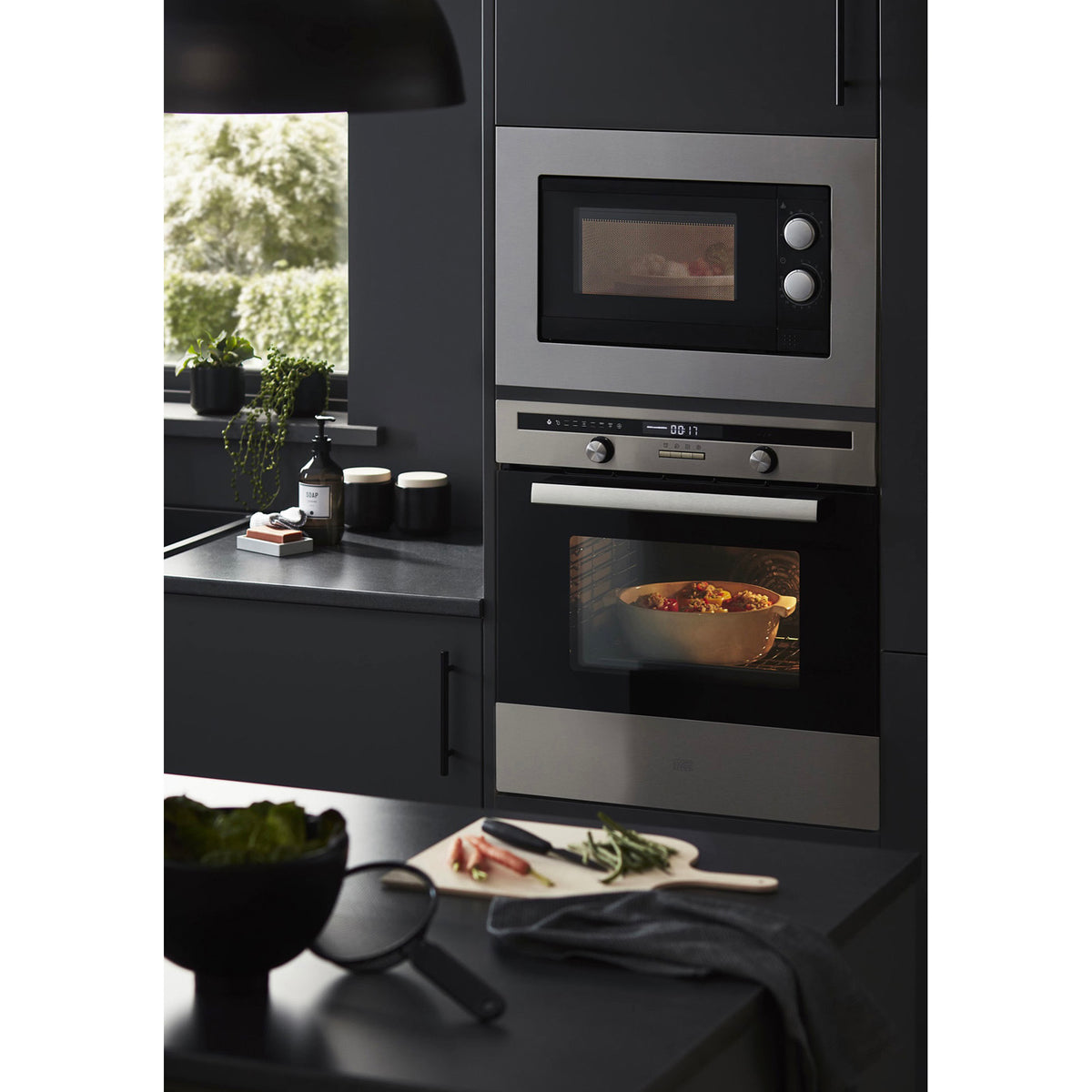 Cooke & Lewis Built-In Microwave Integrated 20L Stainless Steel Defrost Function - Image 5