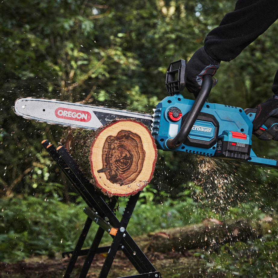 Erbauer Chainsaw Cordless 36V 8.0/4.0Ah Li-Ion ERT1038CHN Wood 400mm Cutter - Image 4