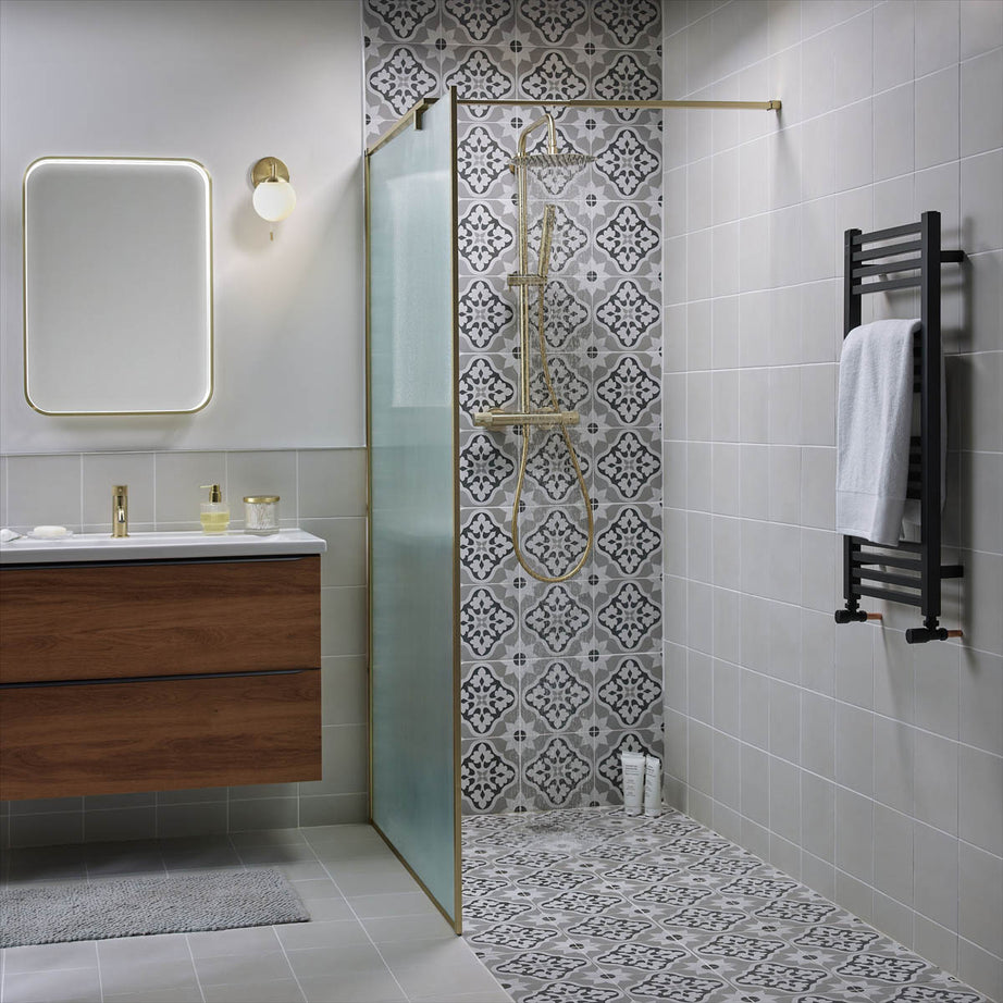Sensio Bathroom Illuminated Mirror Brass Effect Rectangular (H)70cm (W)50cm - Image 3