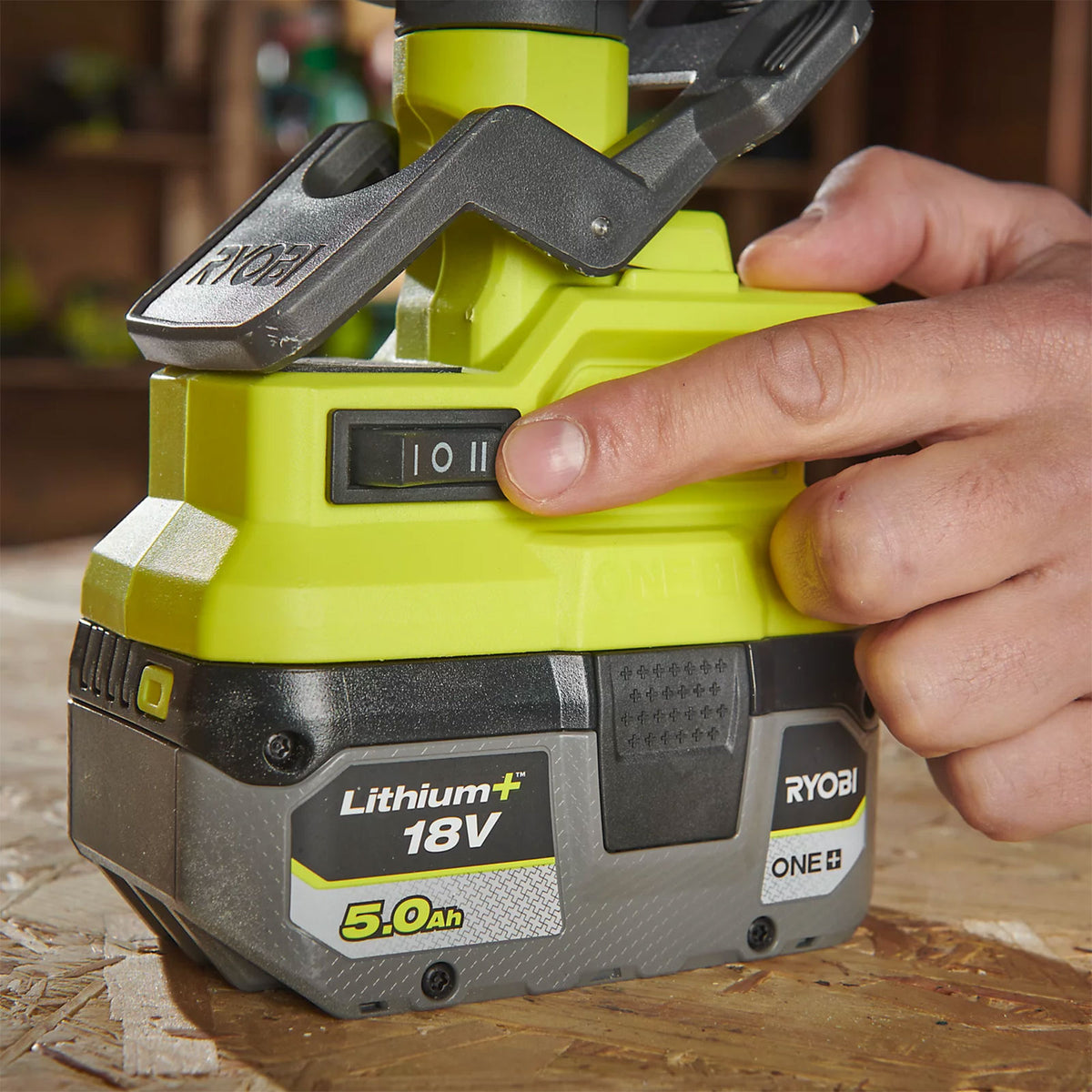 Ryobi 18V Desk Fan 290 Tilt 2 Speed Cordless Portable Workshop Fan - Image 2