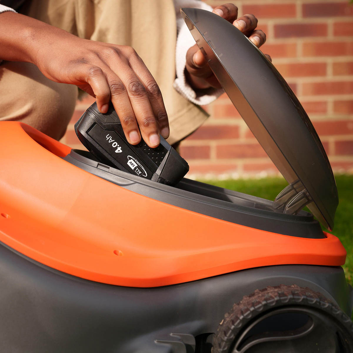 Flymo Lawnmower Cordless 18V 4Ah Li-ion 18VSimplimow320Kit  Rotary Grass Cutter - Image 8