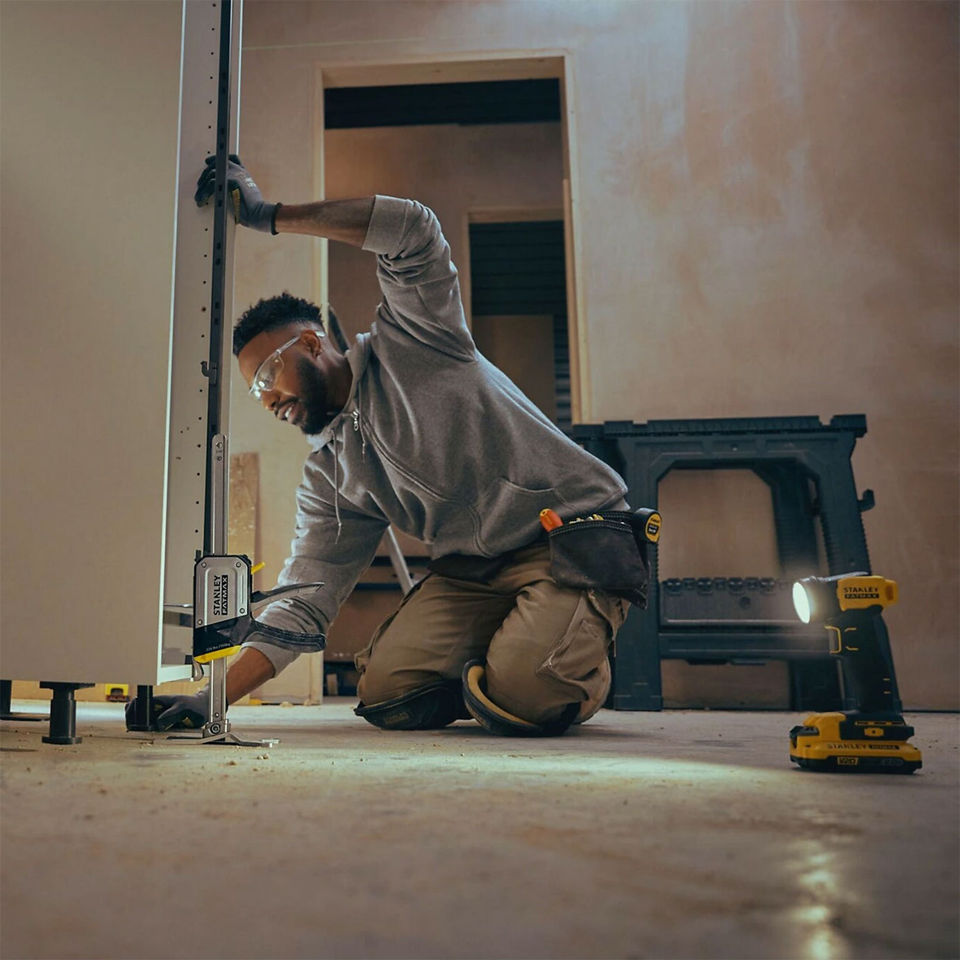 Stanley FatMax TradeLift Door Lifter Flooring Installation Trade Tool - Image 4