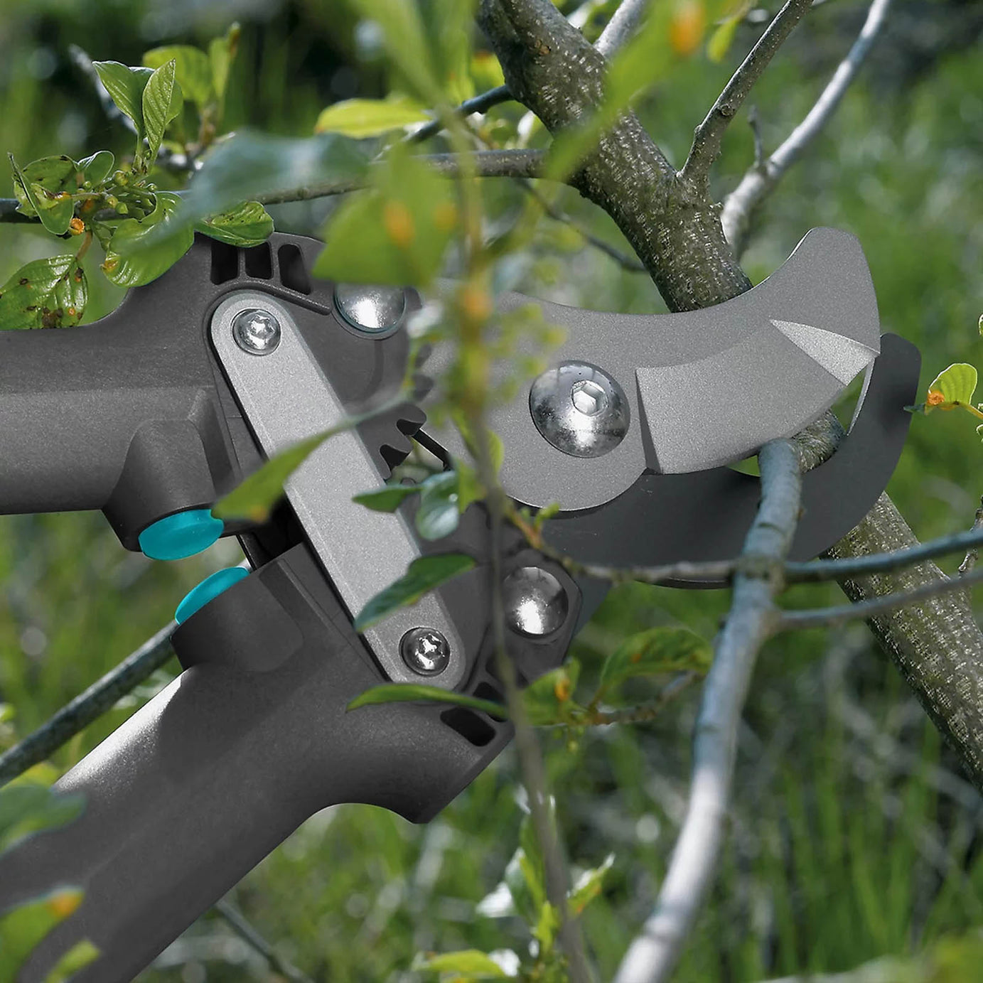 Gardena Bypass Loppers 50.3cm Heavy Duty Garden Pruner 08770-68 - Image 4