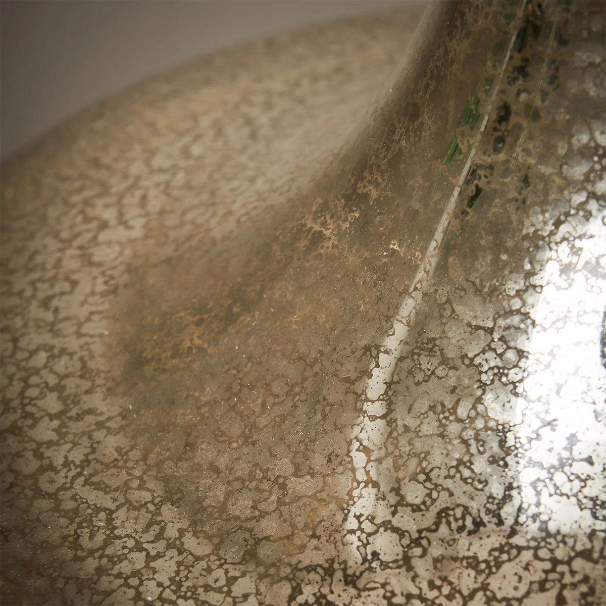Inlight Passa Teardrop Mirrored Ivory & Champagne Gold effect Table lamp - Image 4