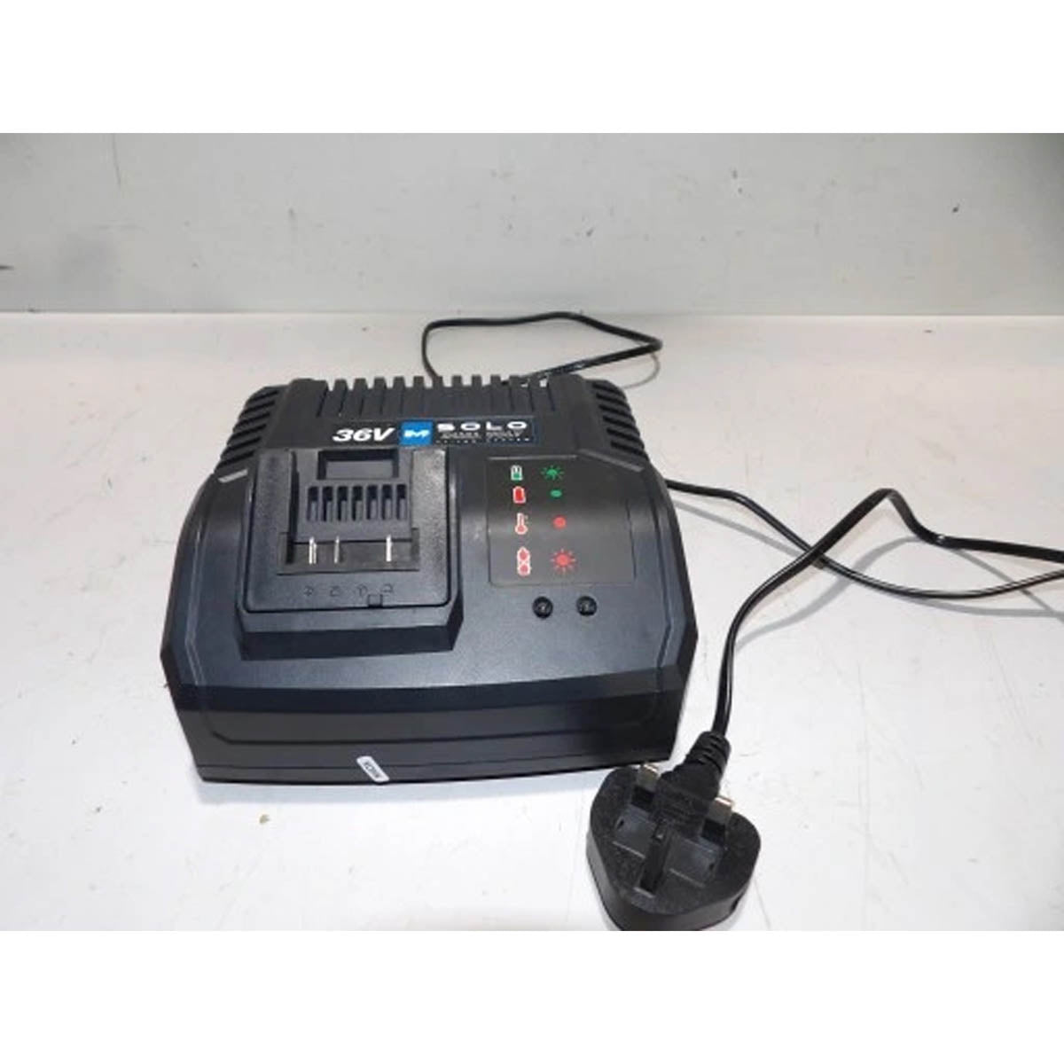 Mac Allister Battery Charger 36V MFC36 Solo Li-Ion Dual Volt Capacity Indicator - Image 2