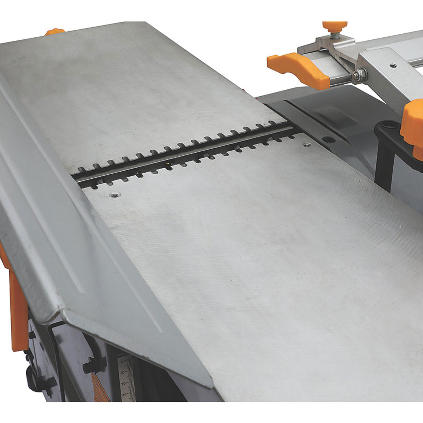 Titan Electric Planer Thicknesser TTB579PLN 204mm 230V - Image 7