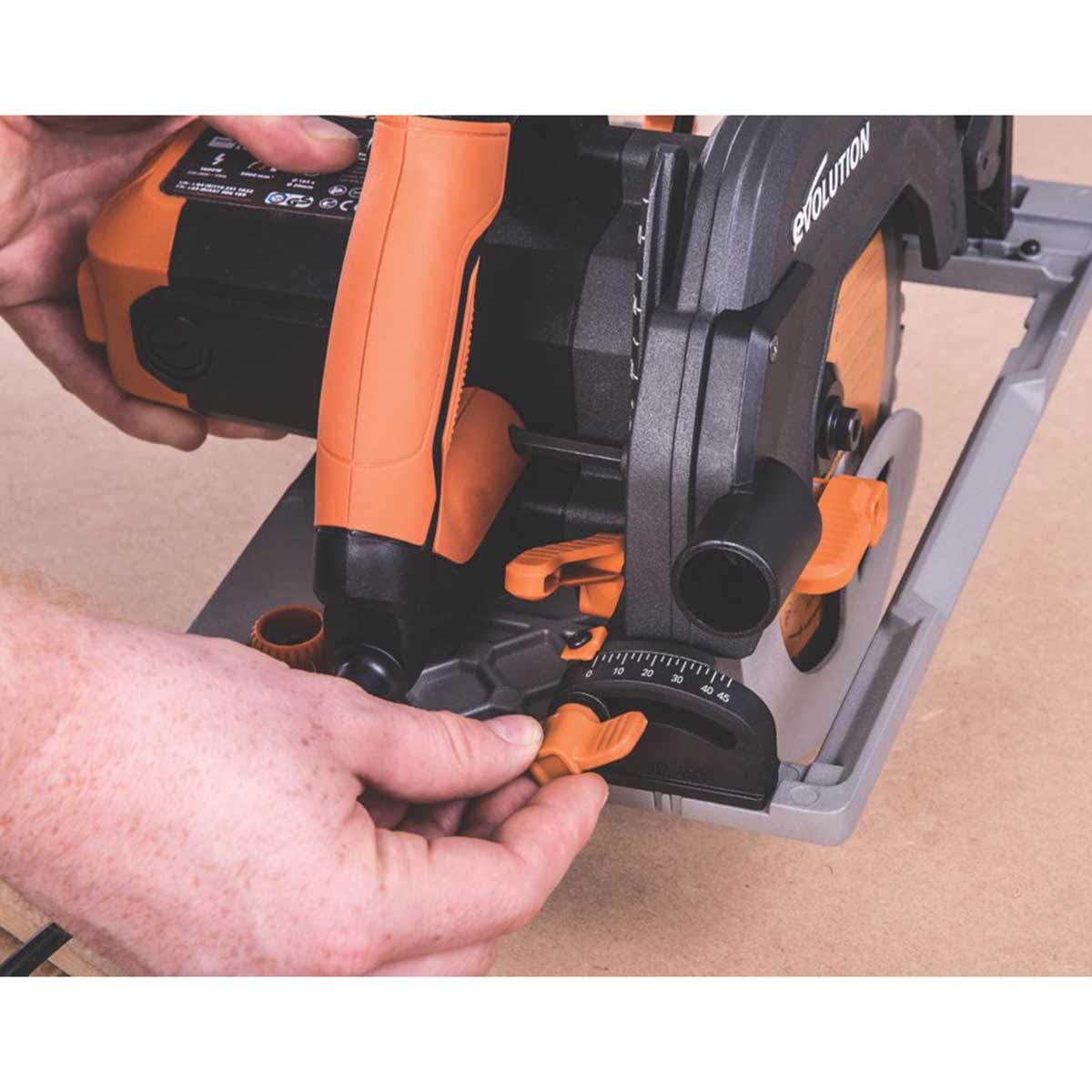 Evolution Circular Saw And Track Electric R185CCSX Multi Material 185mm 1600W - Image 2