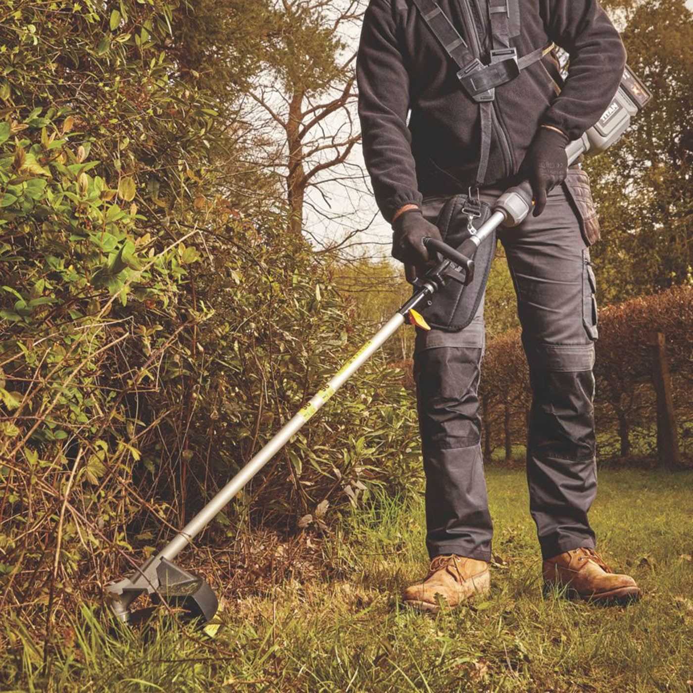 Titan Garden Multi Tools Cordless 36V 4Ah Li-Ion TT5MT36-Li Trimmer Pole Saw - Image 4