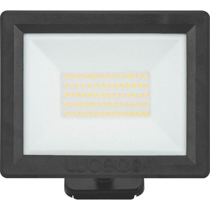 Luceco Essence Outdoor LED Floodlight with Ball Joint Black 50W 5250lm - Image 3