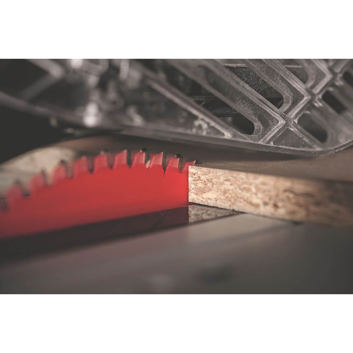 Freud Circular Saw Blade 210x30mm 24T Hardwood Softwood Chipboard MDF Plywood - Image 2