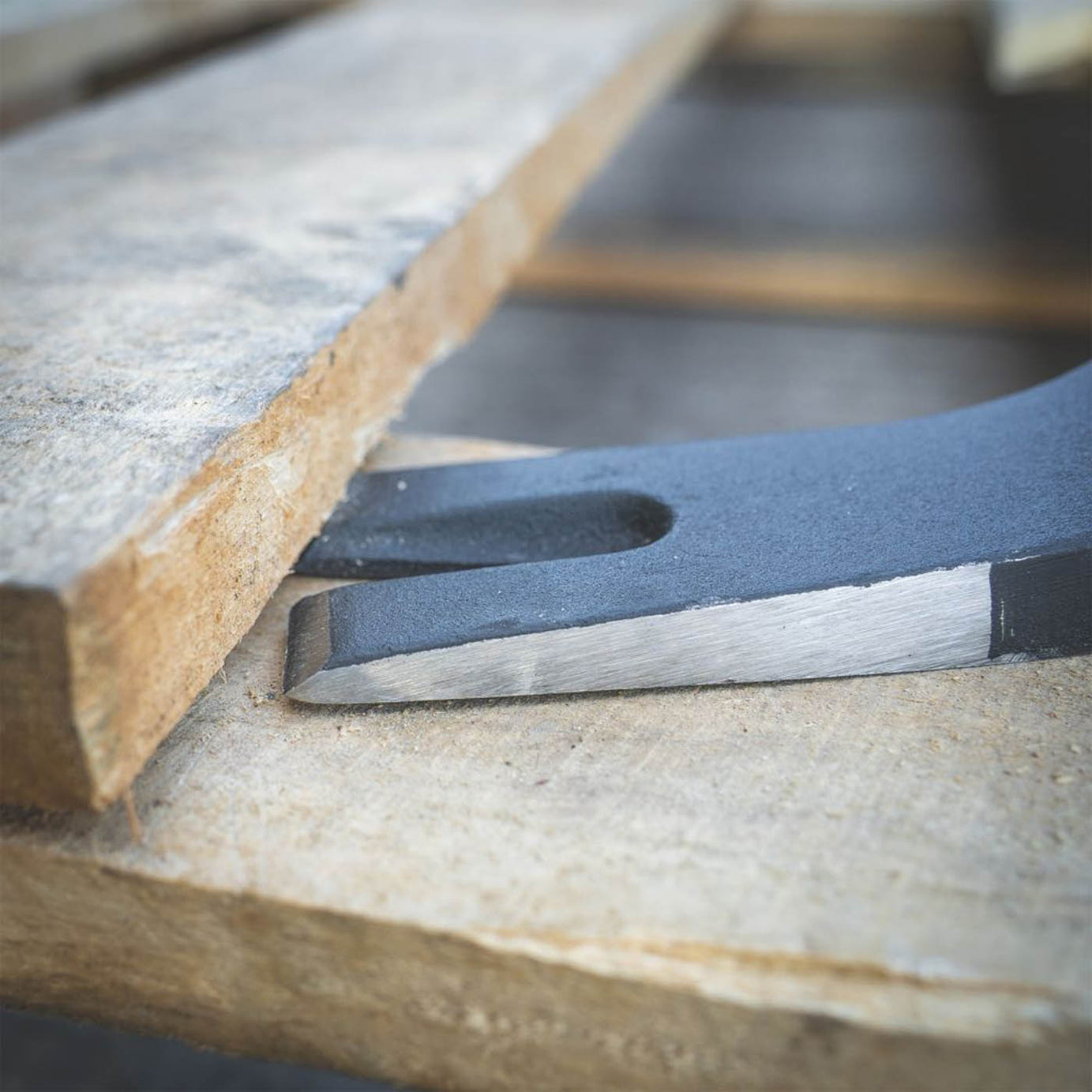 Wrecking Crow Bar Corrosion-Resistant Durable Wide Jaws Powder Coat Set 3 Pieces - Image 3