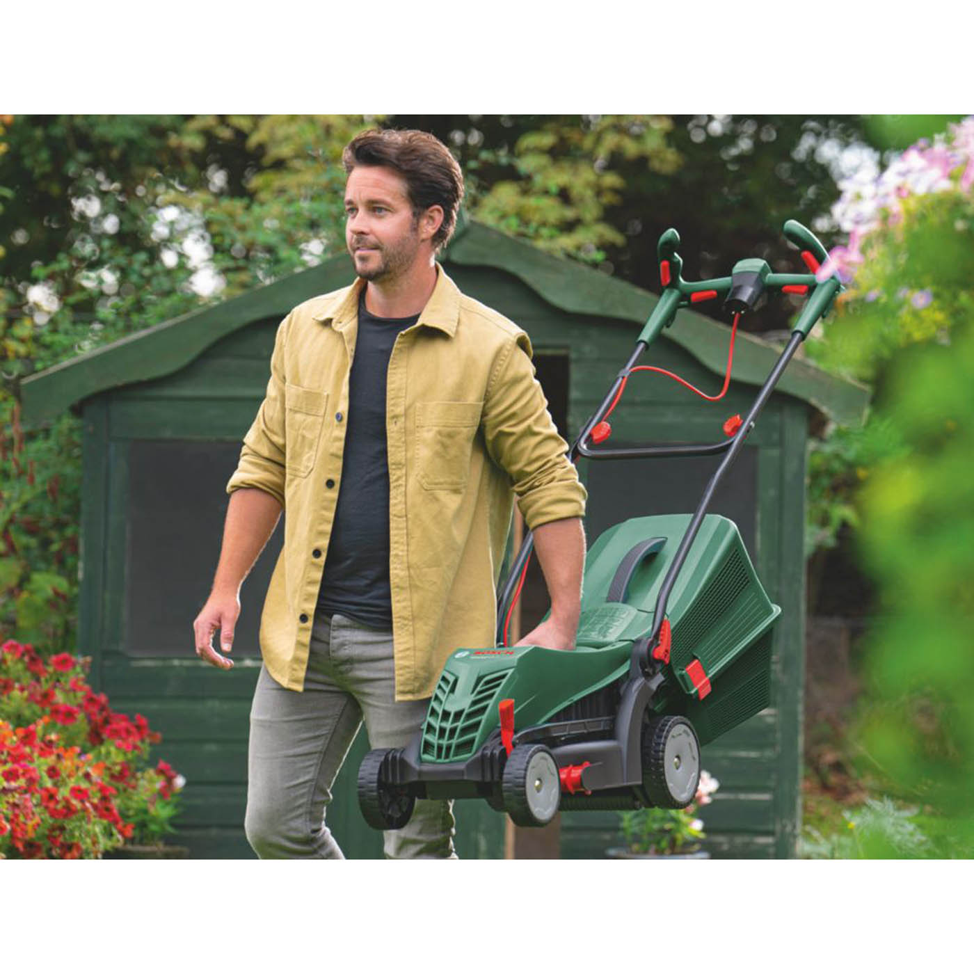 Bosch Lawnmower Corded Electric UniversalRotak 1400W 37cm 230V - Image 6