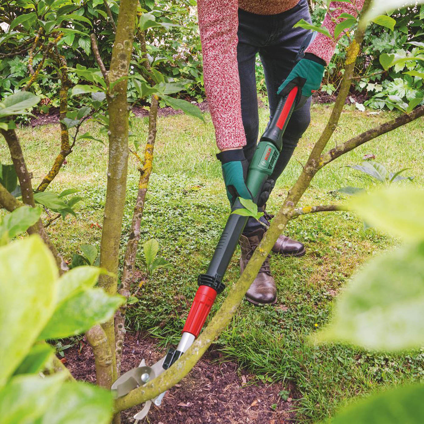 Bosch Cordless Bypass Pruner AdvancedPrune 18V-45 18V 2.0Ah Li-Ion Power for All - Image 2