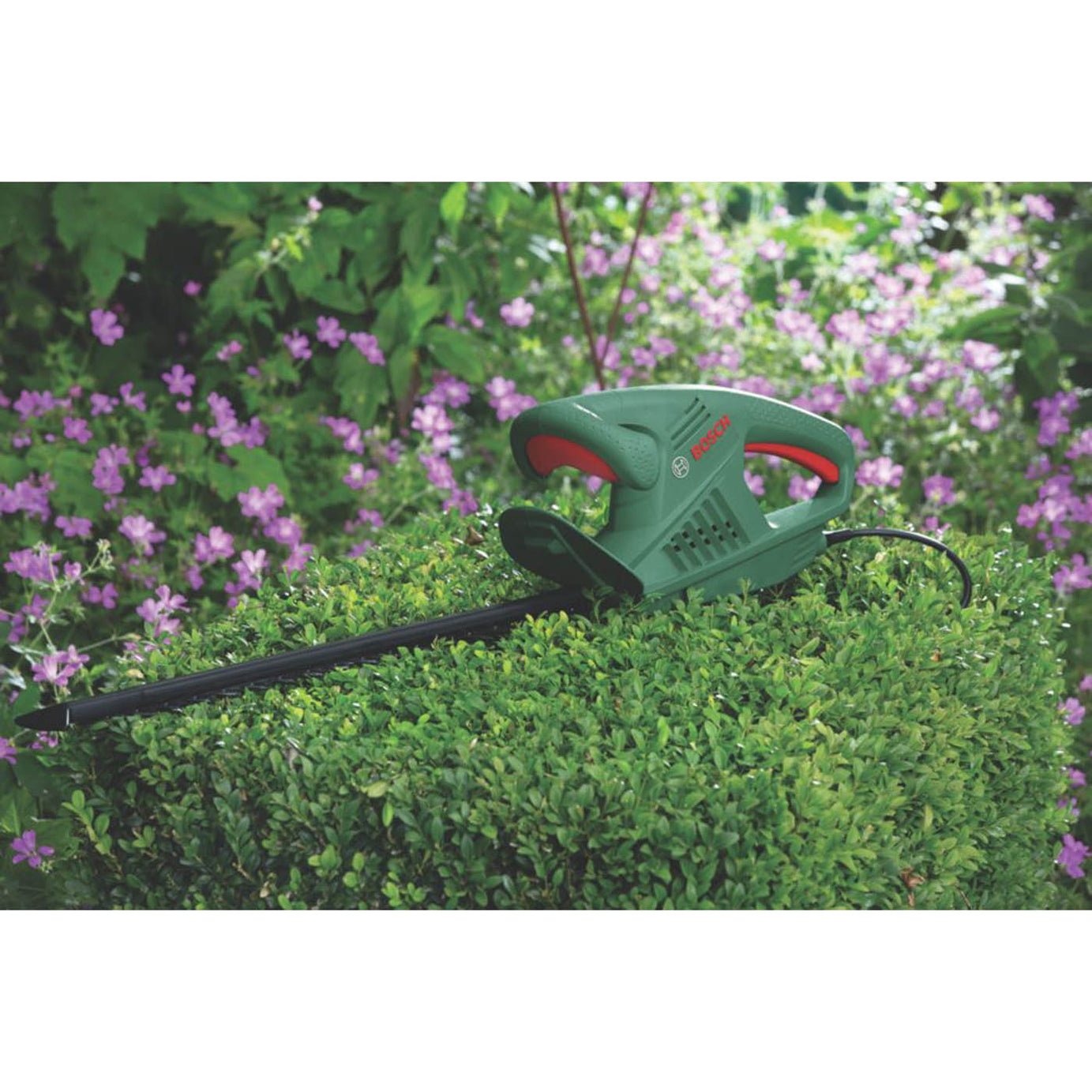 Bosch Hedge Trimmer EasyHedgeCut 45cm 420W 230V Corded - Image 3