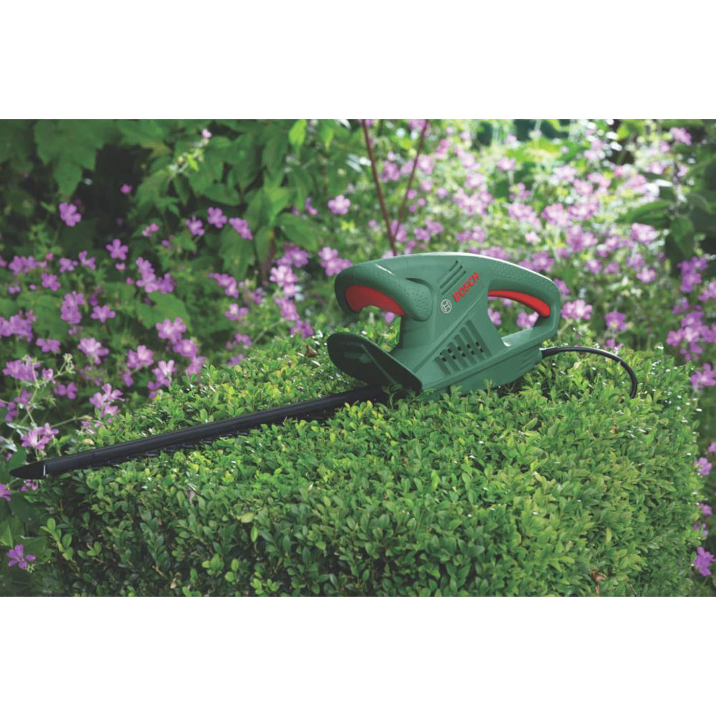 Bosch Hedge Trimmer EasyHedgeCut 45cm 420W 230V Corded - Image 3
